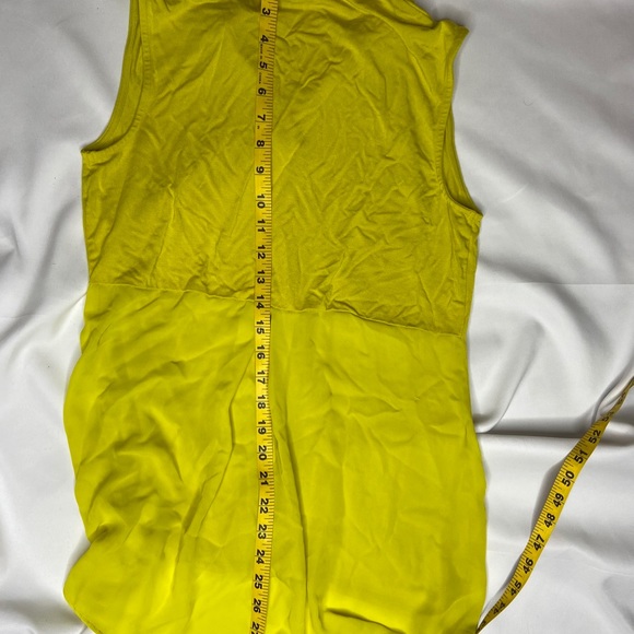 Chelsea & Theodore Sleeveless Tunic Top - Picture 11 of 16